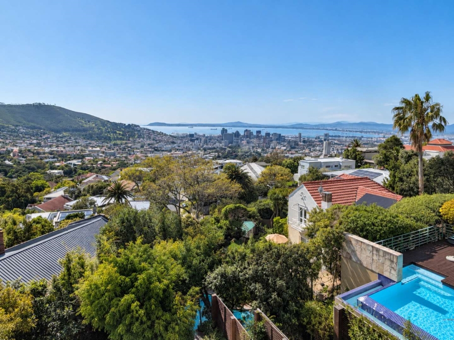 5 Bedroom Property for Sale in Higgovale Western Cape